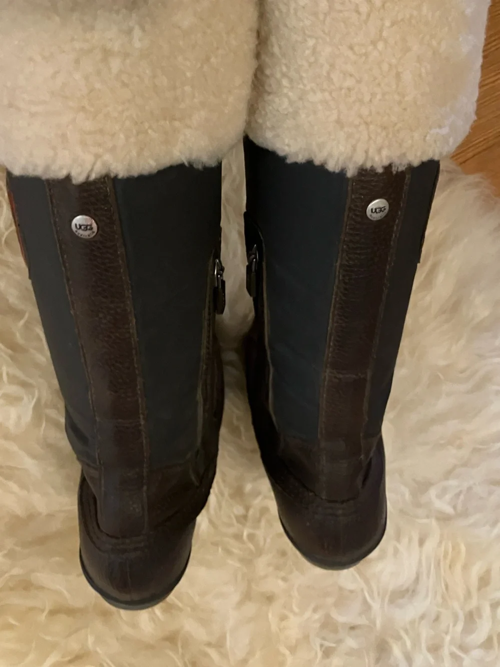 UGG Australia Edmonton waterproof winter boots Sz 6.5